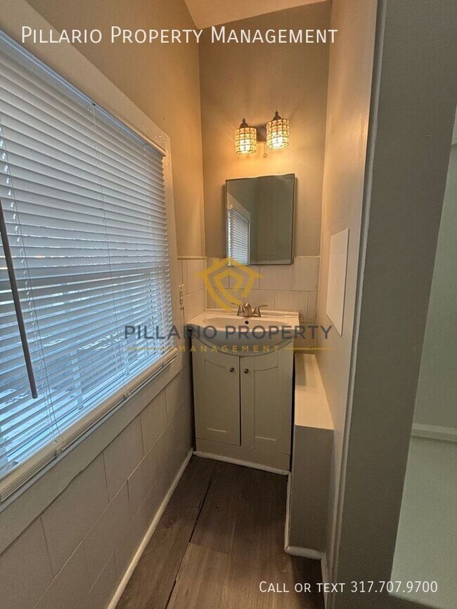 Photo - 3551 N Illinois St