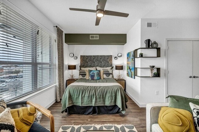 Photo - 910 Quest Pkwy Unidad A2