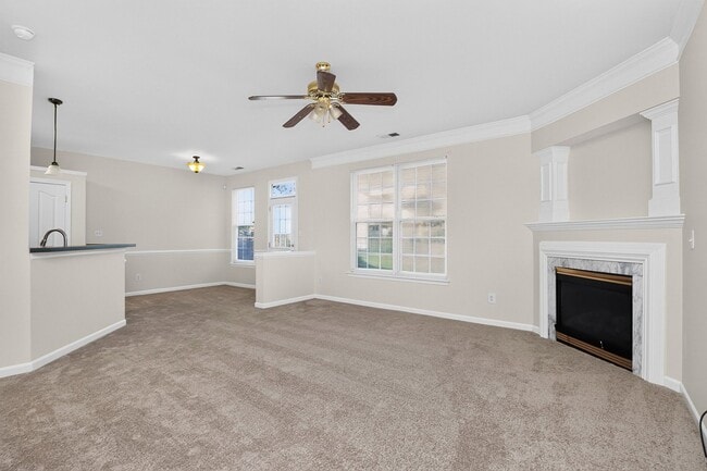 Photo - Beautiful Four Bedroom in Crismark Community!