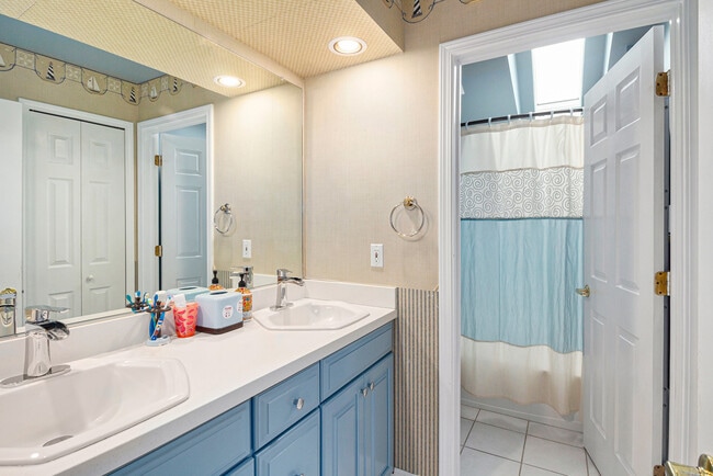 Photo - 936 Beaver Crossing Ln