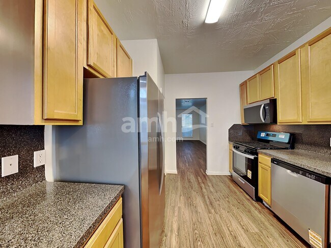 Photo - 3931 Oak Plank Rd