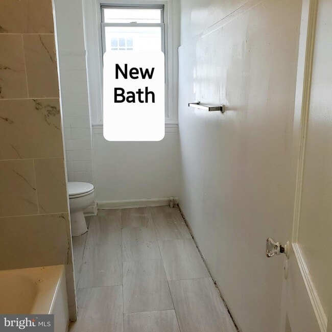 Photo - 819 N 64th St