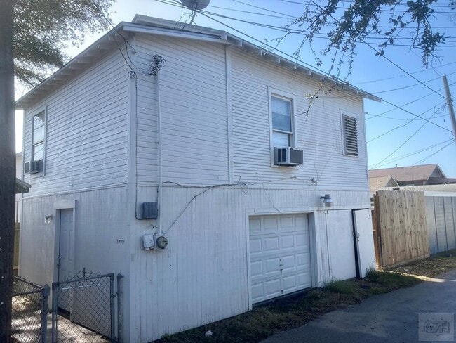 Building Photo - 4908 Ave Q 1/2 Rental