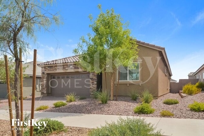 Photo - 305 Cadence Vista Dr