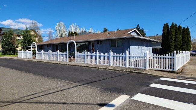 Building Photo - 310/312-Duplex Unit 312 Rental