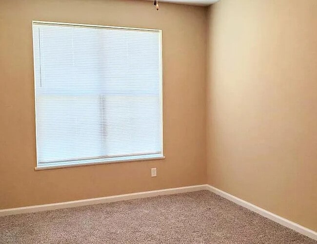 Photo - Montgomery Apartments