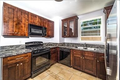 3 Bed, 2 Bath Home in Redondo Beach - 3 Bed, 2 Bath Home in Redondo Beach