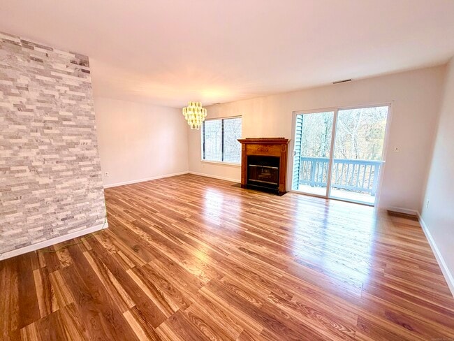 Photo - 14 Newtown Rd Unit A17