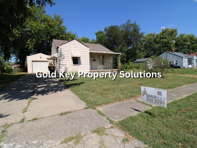 Building Photo - Cute 2 BR 1 BA Meadowbrook House with Cent...