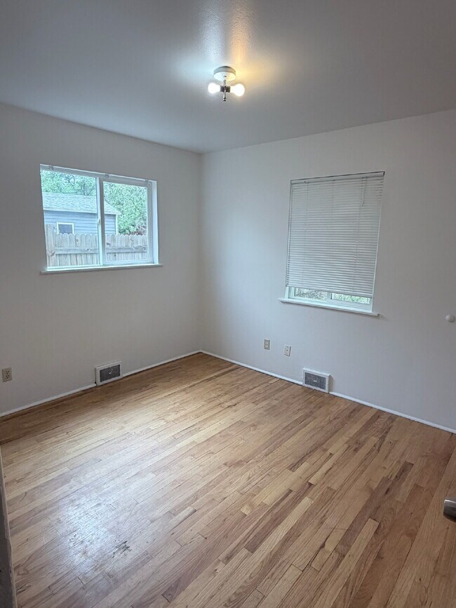 "Charming 2-Bed, 2-Bath Single Family Home in Boulder!"