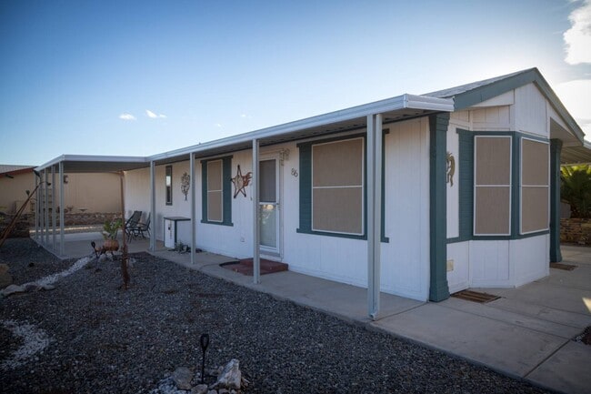 Photo - 9351 E 28th St