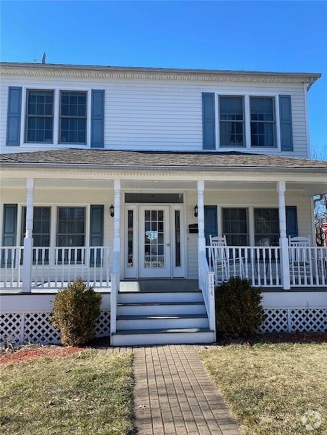Building Photo - 124 Oneida Ave Rental