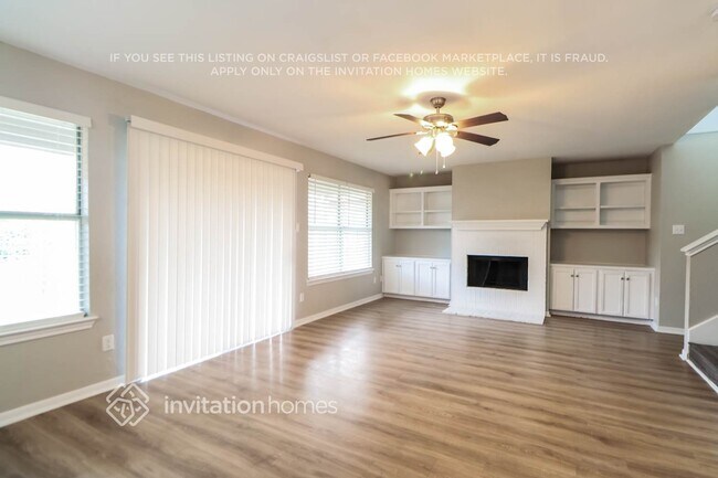 Photo - 2221 Jasmine Path