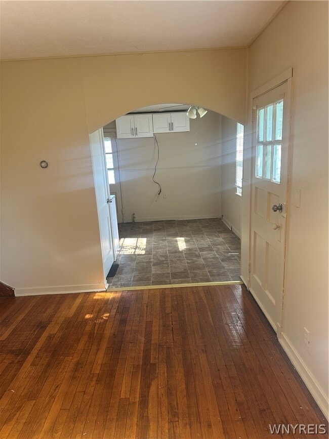 Building Photo - 26 Windcrest Dr