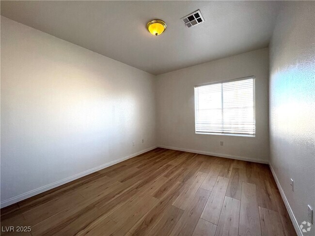 Building Photo - 323 Sea Rim Ave Rental