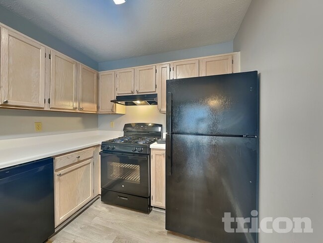 Photo - 1831 Commonwealth Dr