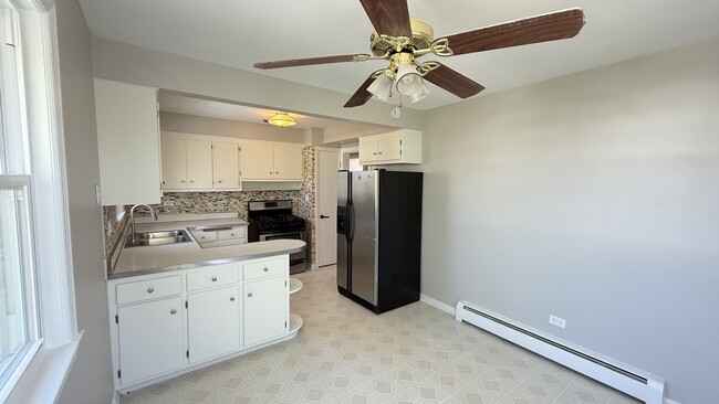 Photo - 3658 N Laramie Ave