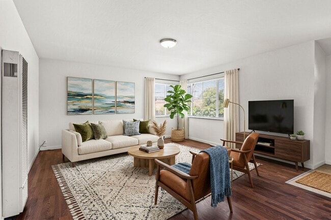 Building Photo - Sheffield Village Living: Spacious 2BD w/ Parking in San Leandro School District Unit 03