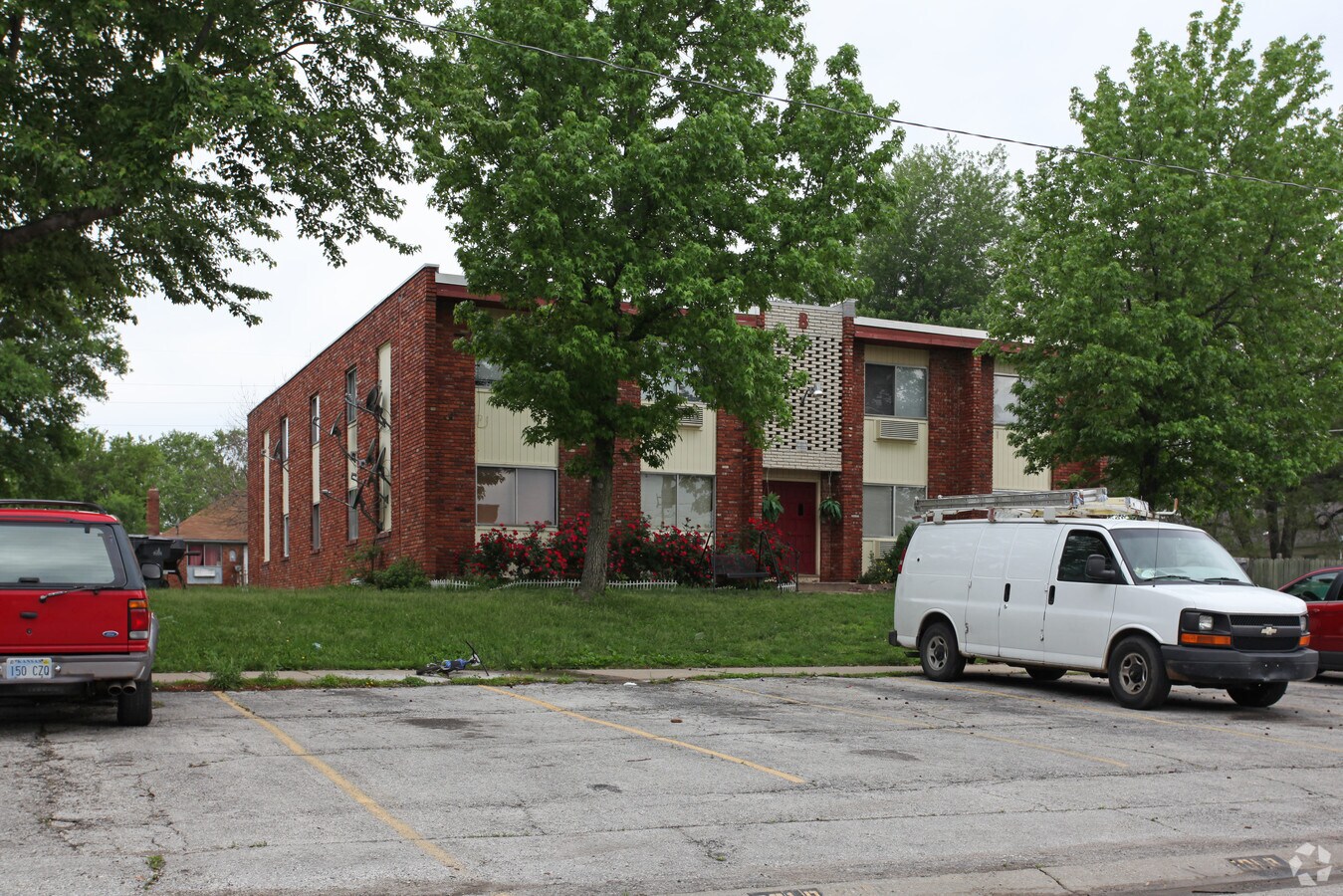 Photo - Building B - Ridgeway Apartments