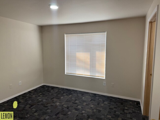 Photo - 201 E &quot;P&quot; St Unit 2