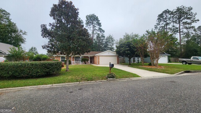 Photo - 2102 Windsor St