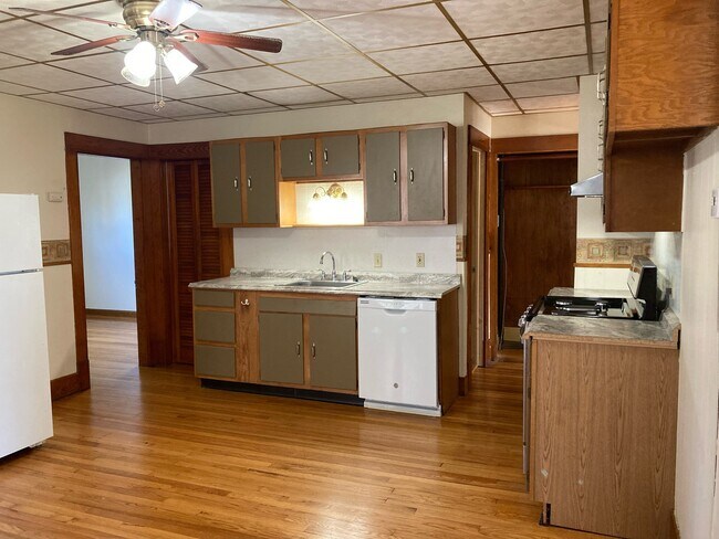 Photo - 24 Saint Anthony St Unit 1 Ground Floor