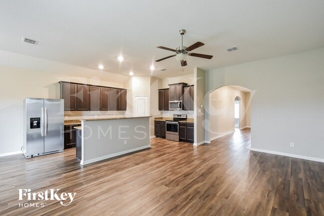 Photo - 11811 Wolf Cyn