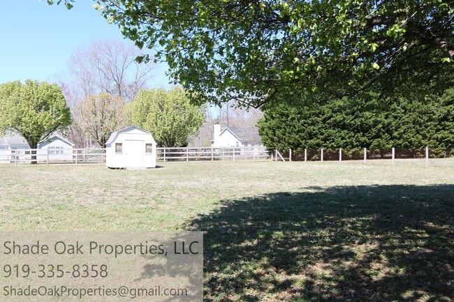 Building Photo - 8608 Manns Loop Rd
