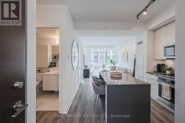 Photo - 38 Iannuzzi St Unit 617