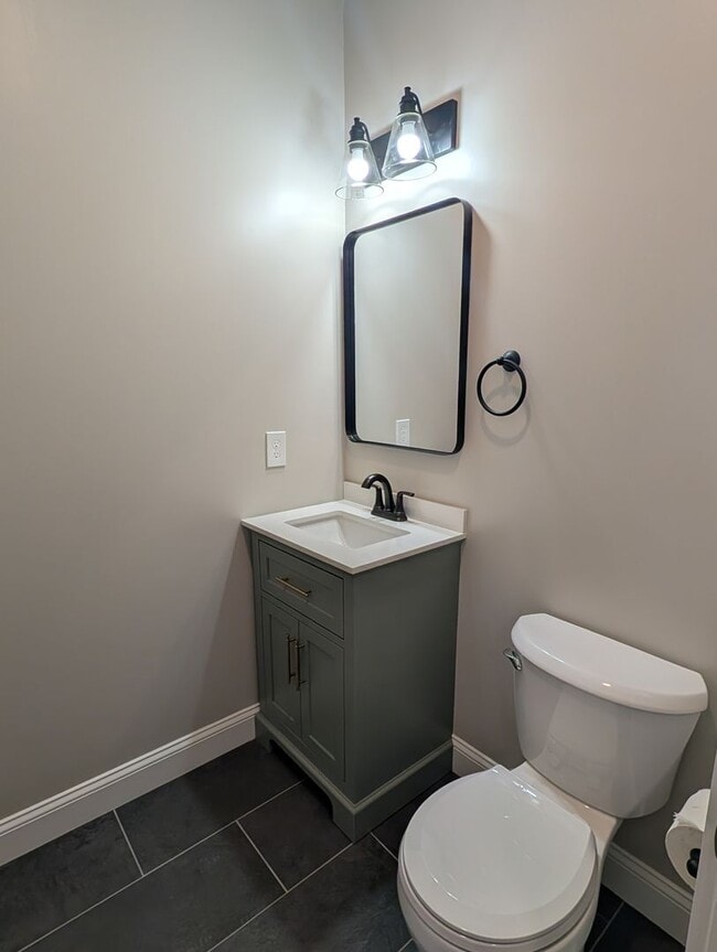 Photo - 398 Sutton St Unidad A