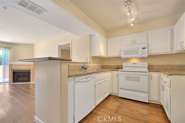 Photo - 11410 Brookshire Ave Unit 113