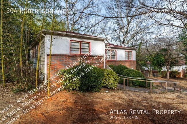 Photo - 304 Robertson Ave