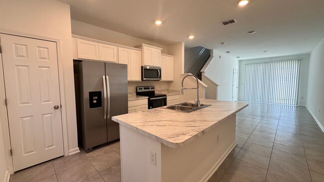 New Townhome for Rent In Equinox West! - New Townhome for Rent In Equinox West!