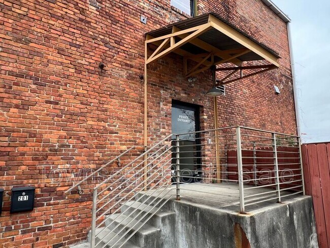 Photo - 159 Maxwell St