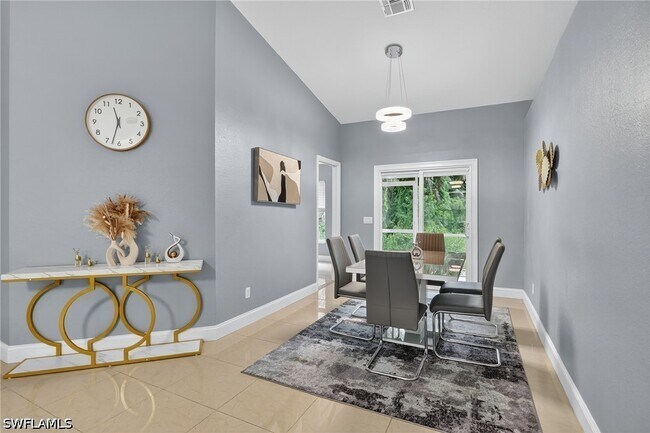 Photo - 850 29th St SW