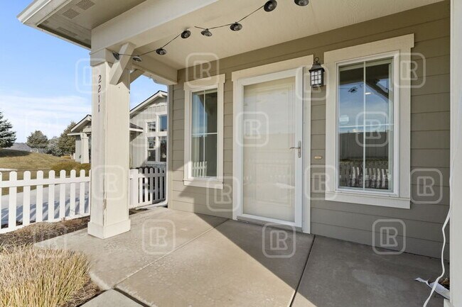 Photo - 2211 N Oakland Ln