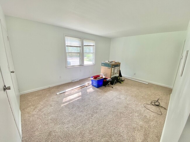 Photo - 146 Ethan Allen Pkwy Unit 1