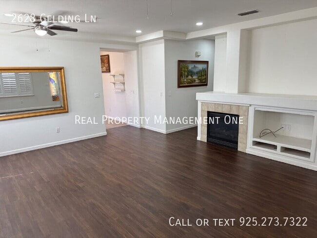 Photo - 2628 Gelding Ln