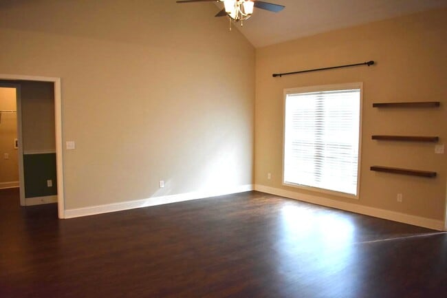 Photo - 441 Serenity Ave