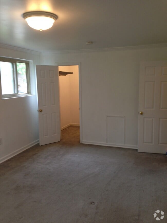 Building Photo - 2610 Wade Rd SE Unit 206 Rental