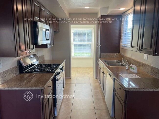 Photo - 10126 Stafford St