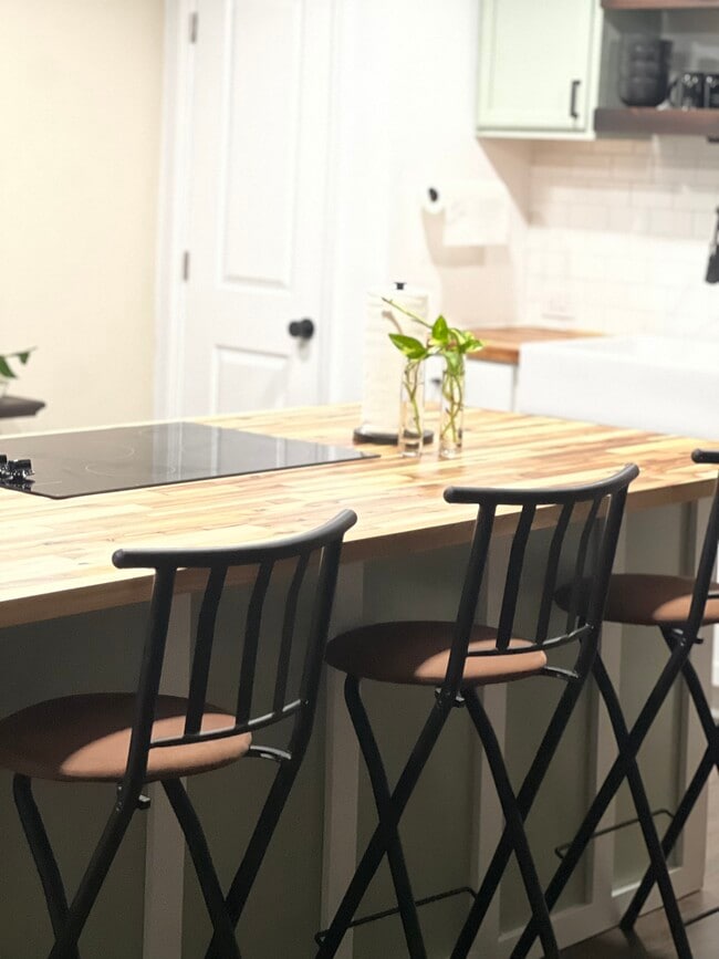 Hand crafted island feature - 4130 Bronze Leaf Ct