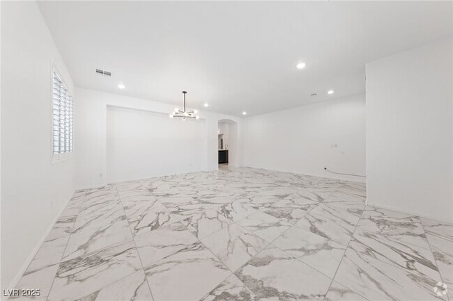 Building Photo - 10913 Mt Royal Ave Rental