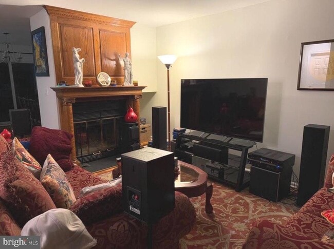 5 Hanover Ct