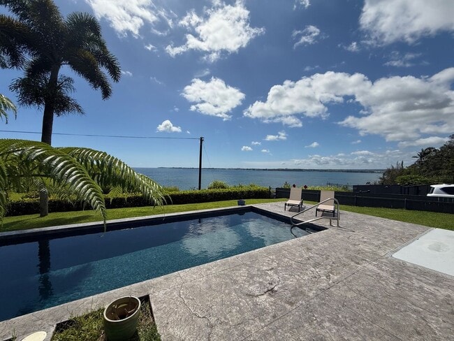 Photo - Honolii Fully Furnished Residence