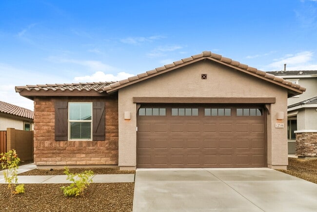 Building Photo - 450 Lake Shore Ct