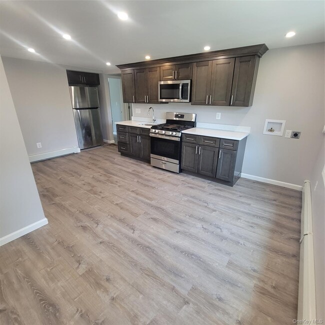 Photo - 23 Tuthill St Unit 2nd Floor