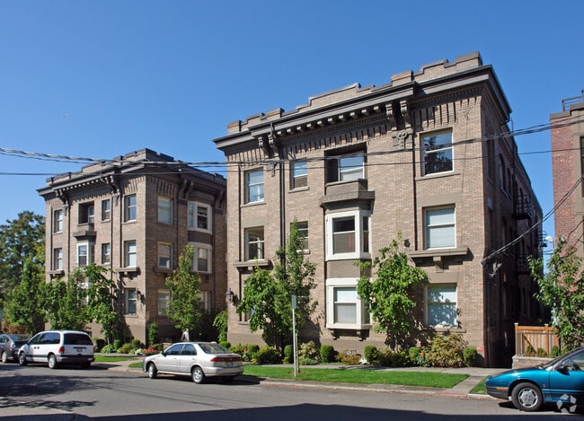 Photo - Hampton Court