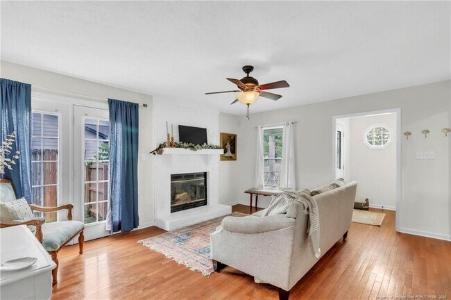 Photo - 5008 Shimmer Dr