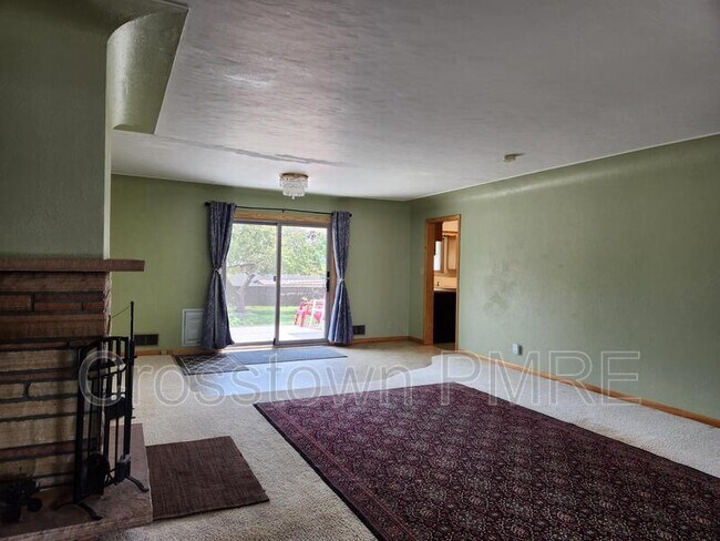 Photo - 1326 Fremont Ct